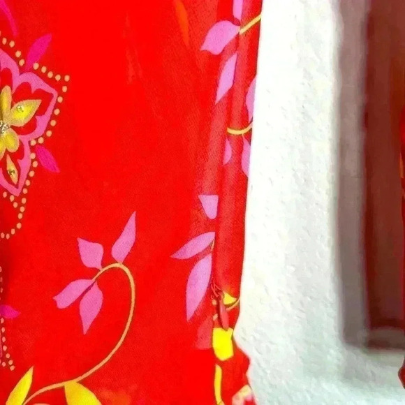 Bandolino Empire Blouse, size 6, in “like new” condition! - Picture 9 of 10